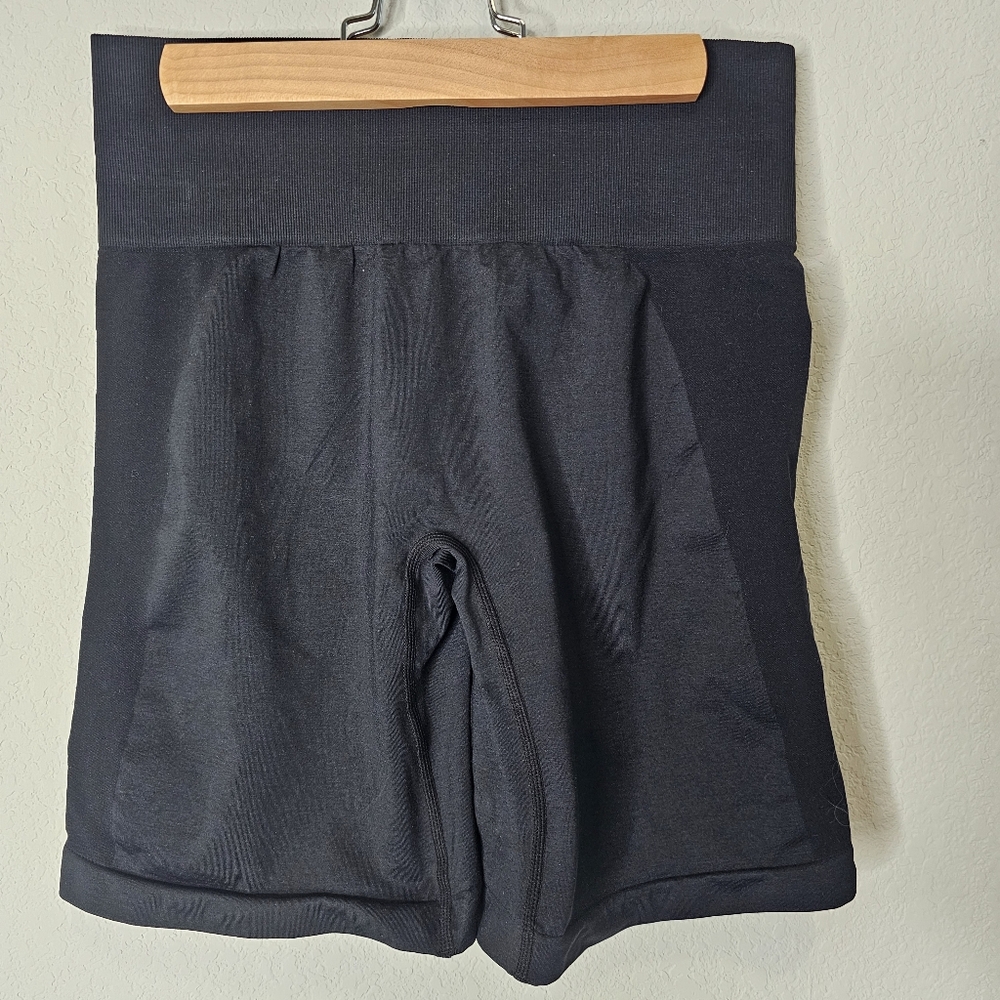 NVGTN Contour Seamless shorts Black Size M